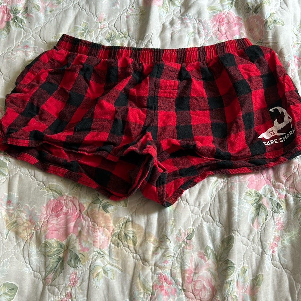 Women’s cape shark pajama shorts